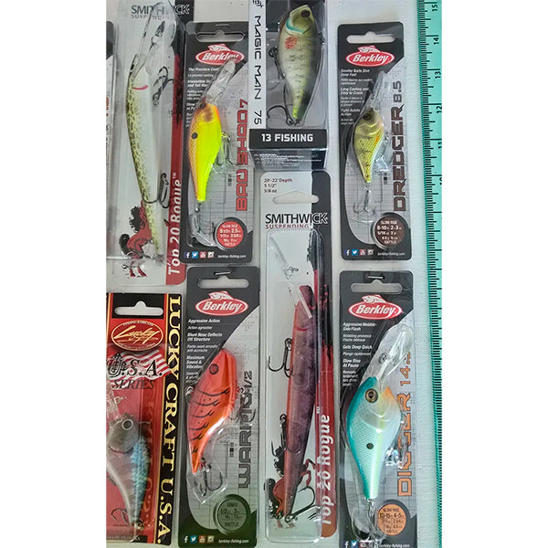 Lote 12 Curricanes Crankbait Bomber Berkley Strike King Penn