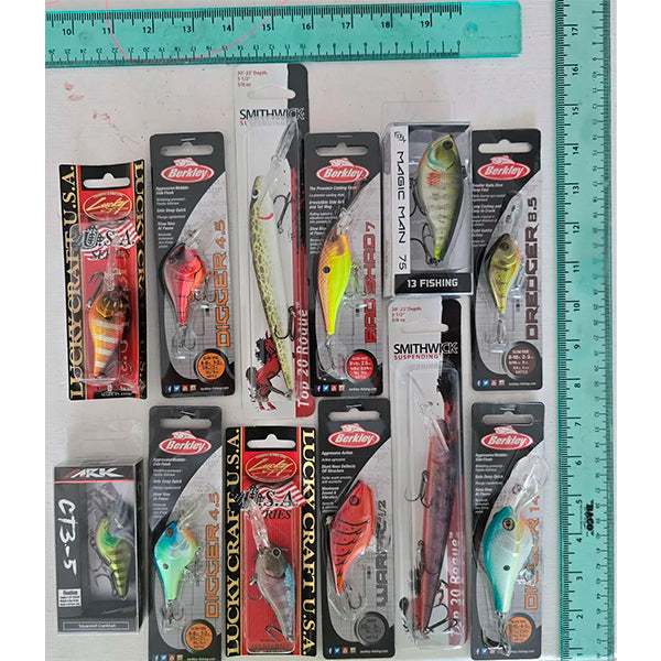 Lote 12 Curricanes Crankbait Bomber Berkley Strike King Penn